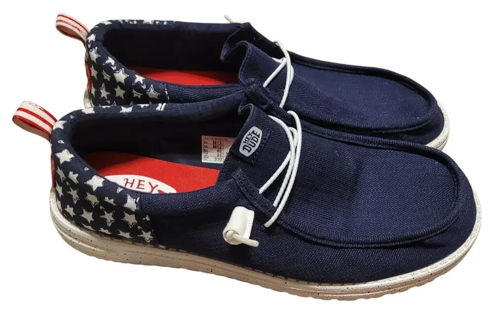 Hey Dude Men's Wally Funk Americana Stars Slip-On Shoes Foam Insole Size 13 EUC